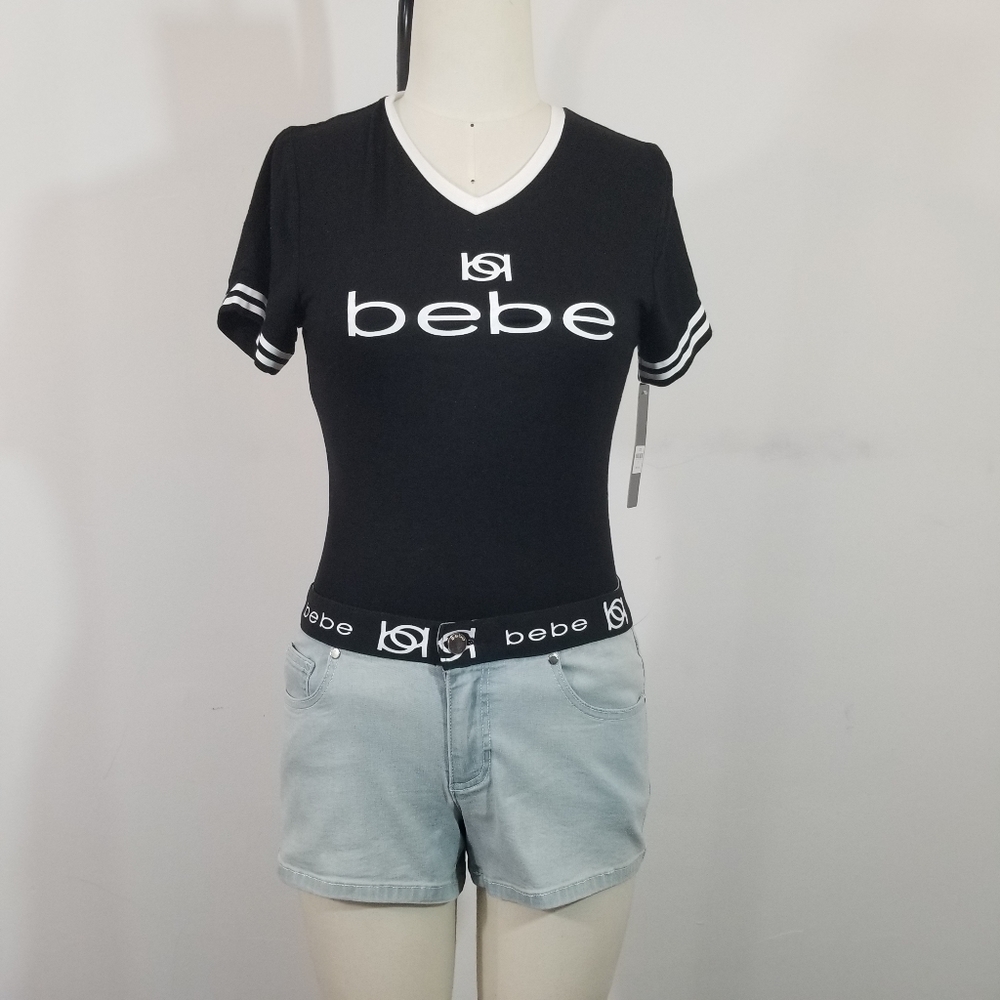 bebe - Denim shorts + matching Tee set - size S